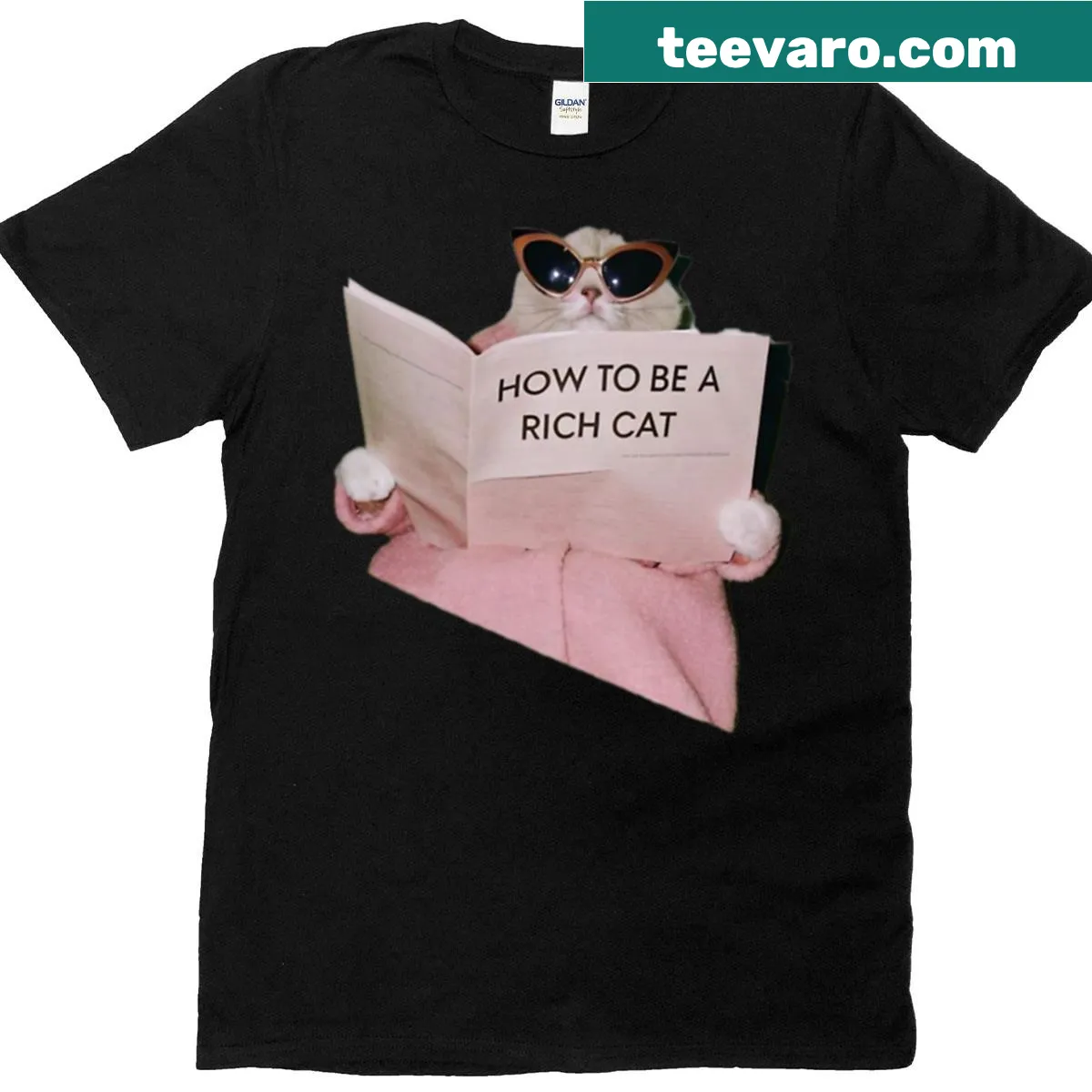 Oversized t-shirt with Rich Cat humorous graphic — on a men's t-shirt