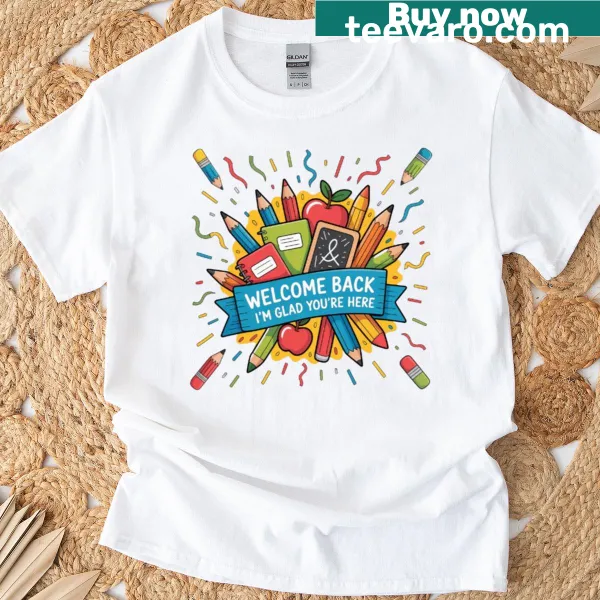 Welcoming T-shirt for teachers with 'Welcome Back' phrase
