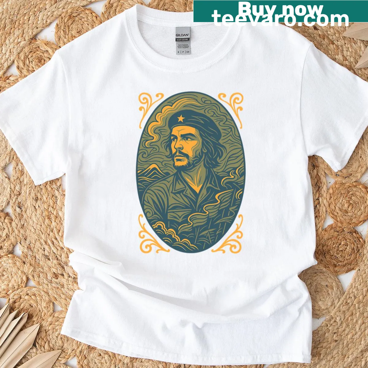 Illustration of Che Guevara as a rebel icon on a t-shirt — on a men's t-shirt