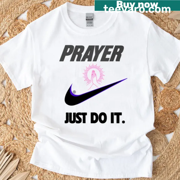 Oversized t-shirt with the phrase 'Just Do It' and check mark design