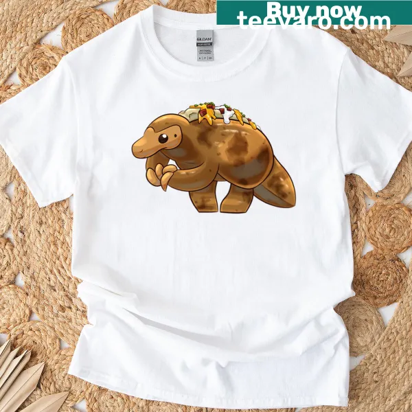 Cute oversized T-shirt with baked potato and pangolin illustration
