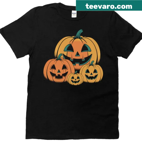 Oversized T-shirt featuring a retro pumpkin patch graphic