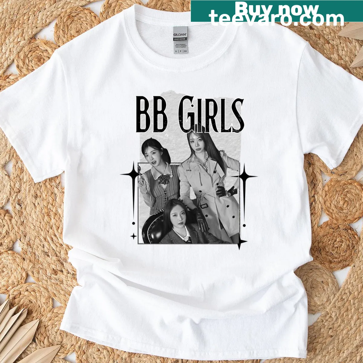 Scrapbook collage T-shirt featuring Kpop girl groups in a vintage style — on a men's t-shirt
