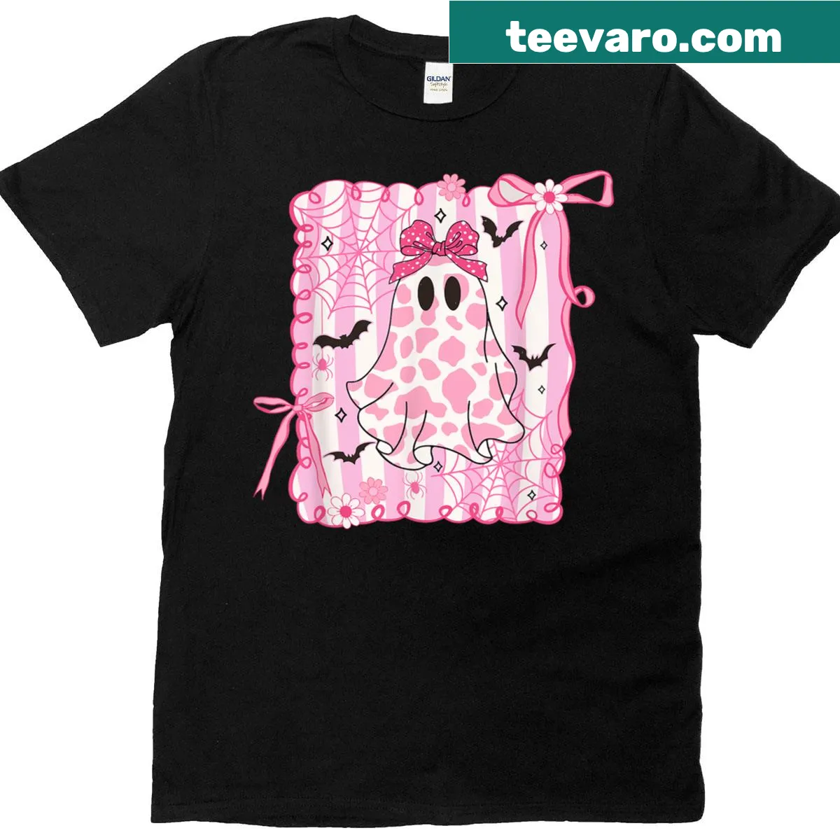 Illustration of a cute coquette ghost with lace accents on a Halloween T-shirt — on a men's t-shirt