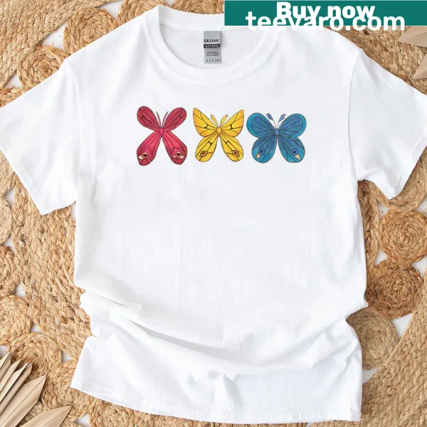 Illustrative t-shirt featuring pans and butterflies in a beautiful design