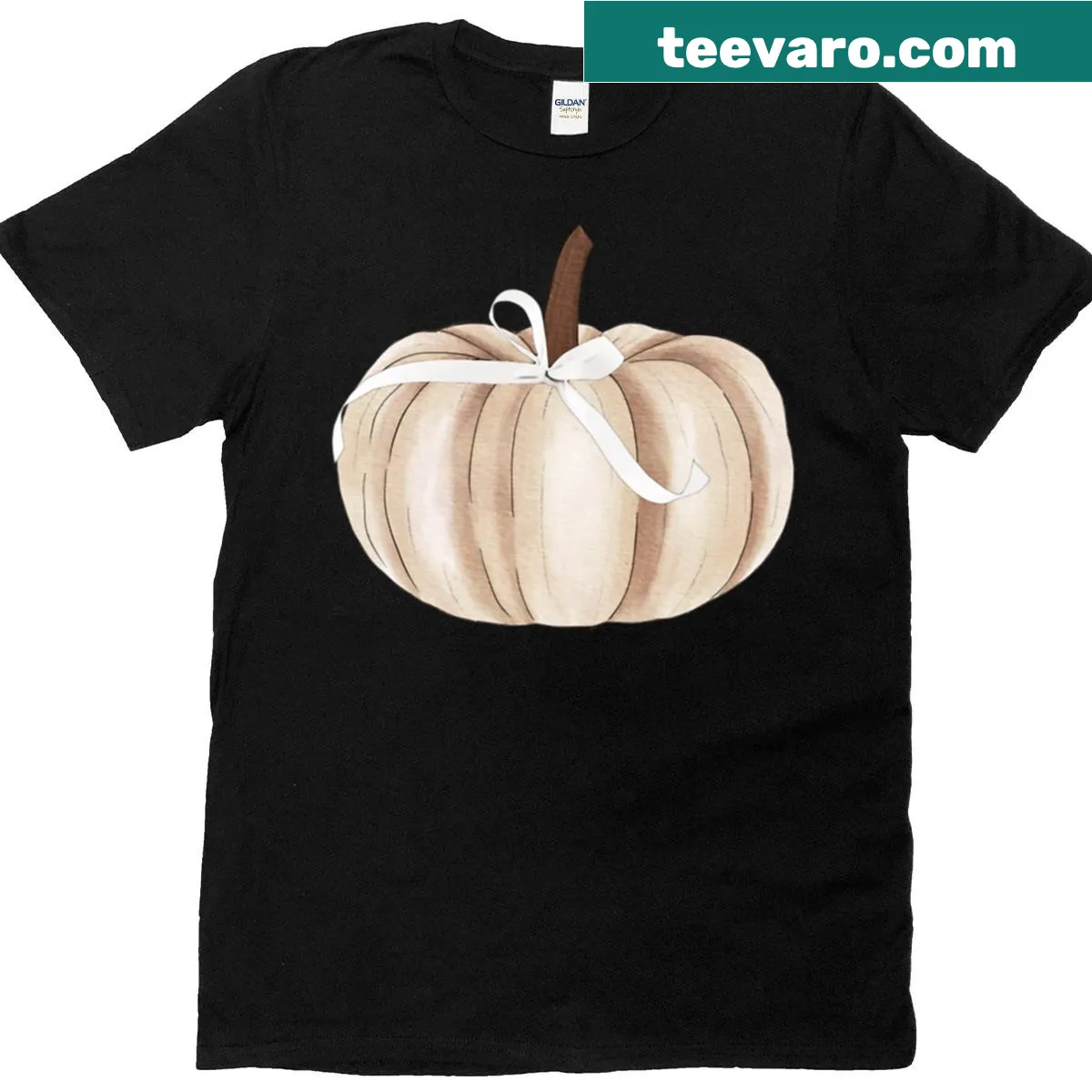 Adorable pumpkin with a ribbon bow on a t-shirt — on a men's t-shirt