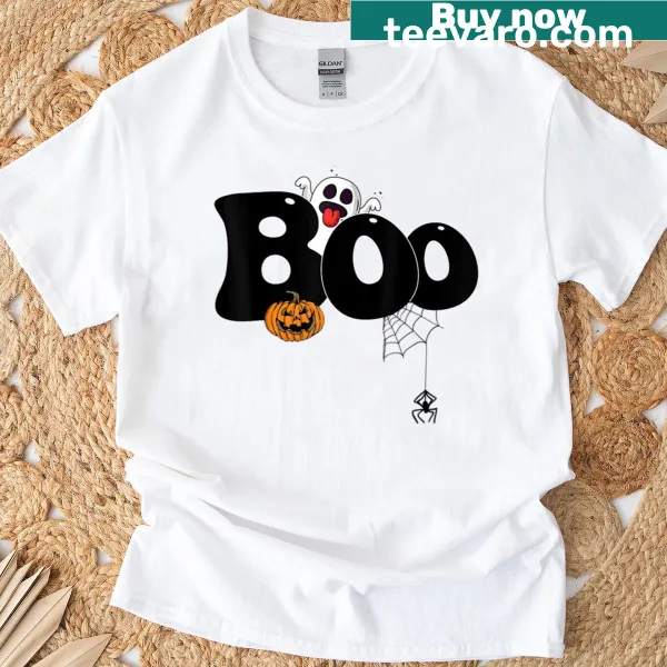 T-shirt featuring a ghost and pumpkins for Halloween