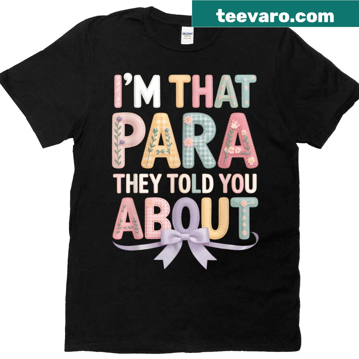 Cute T-shirt for school staff with playful text about being a para — on a men's t-shirt