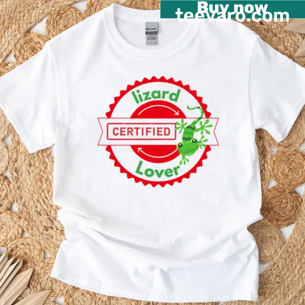 Funny lizard t-shirt with 'Lizard Lover Certified' text