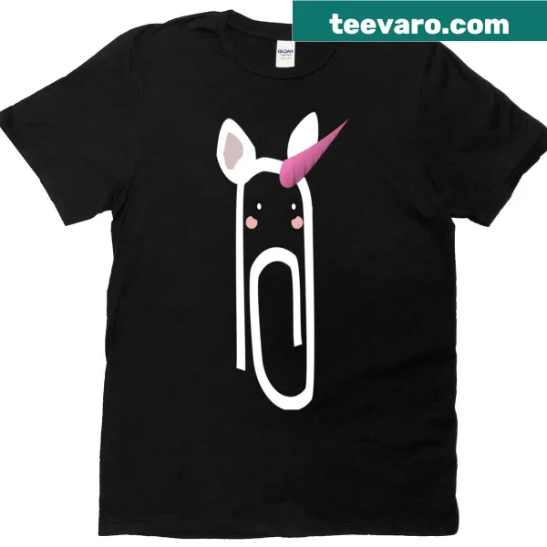 Playful T-shirt with a unicorn made of paperclips in a whimsical design
