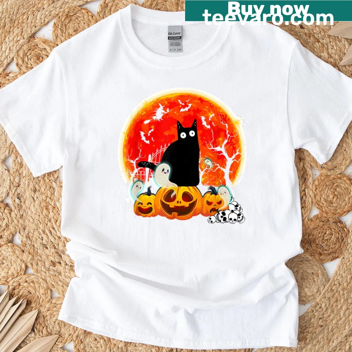 Vintage-style Halloween T-shirt with black cat and pumpkin design — on a men's t-shirt