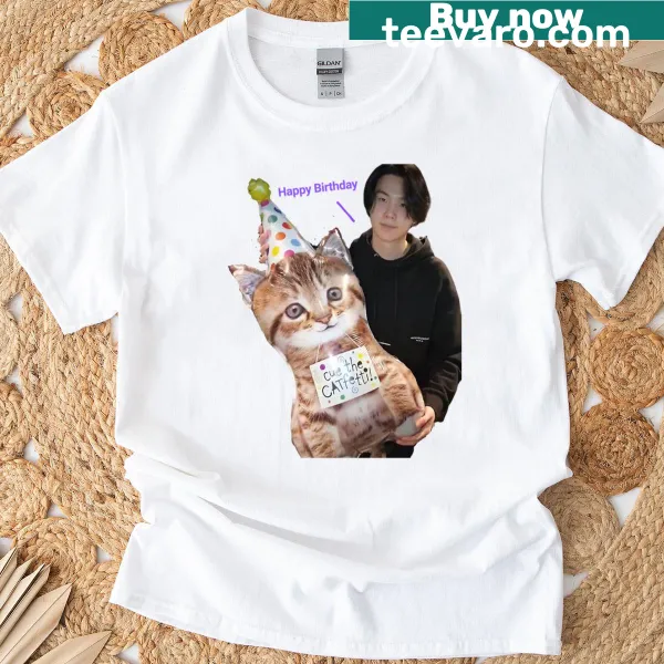 Cute T-shirt featuring cat illustration and 'Yoongi Suga Meow' text