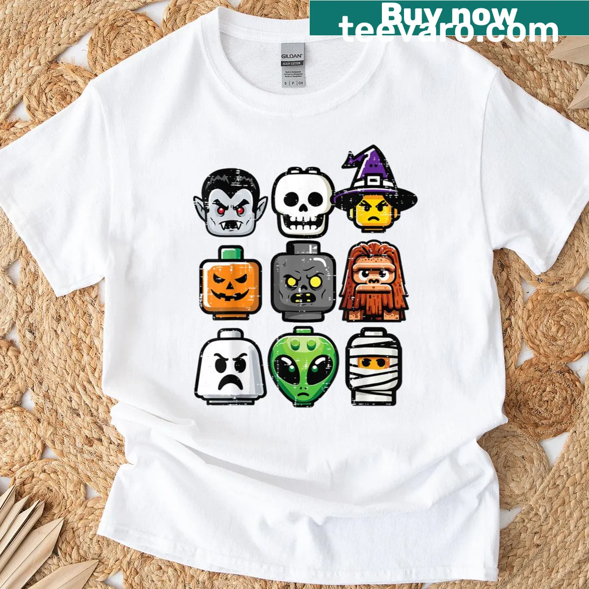 Funny cartoon pumpkin and ghost heads for Halloween — on a men's t-shirt