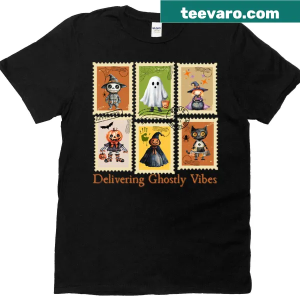 Oversized Halloween t-shirt with playful ghost illustrations
