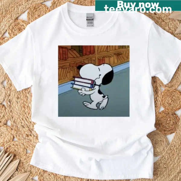 Illustration of Snoopy with a book on a T-shirt