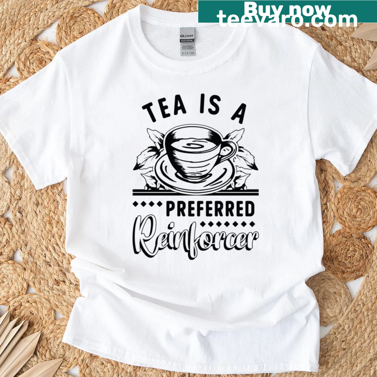 Playful t-shirt for herbal tea lovers with an illustration of tea — on a men's t-shirt