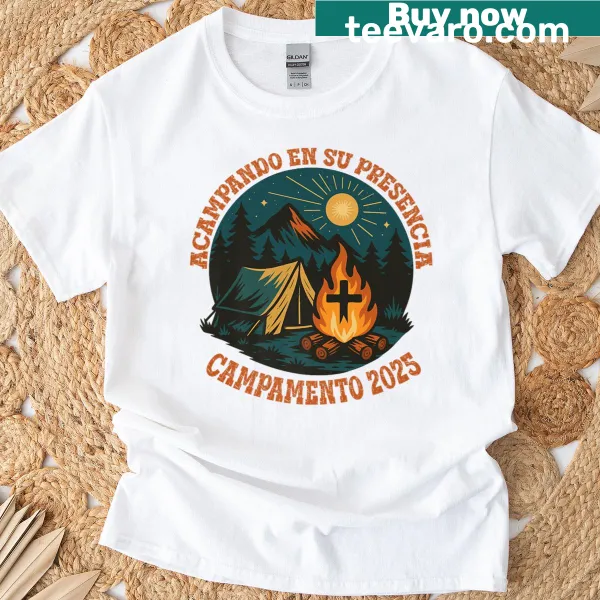Hand-lettered t-shirt with 'Acampando En Su Presencia' design