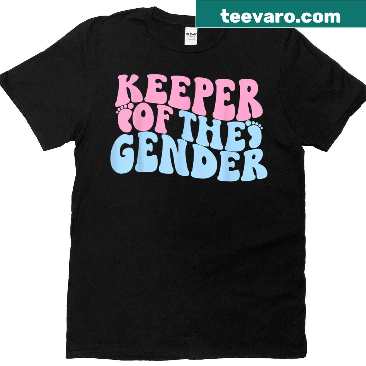 T-shirt with the slogan 'Keeper Of The Gender' for gender reveal events — on a men's t-shirt