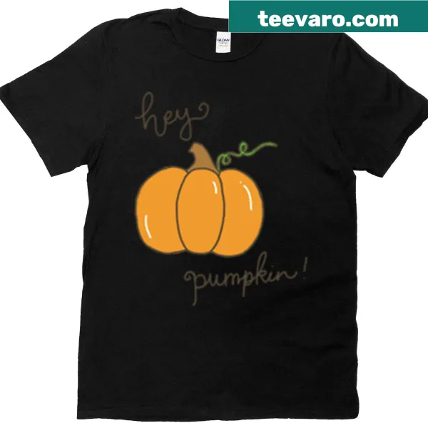Playful T-shirt with 'Hey Pumpkin' text design