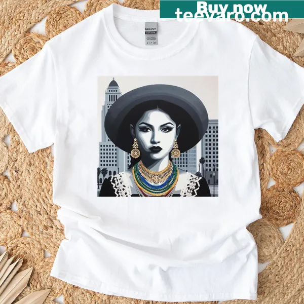 Orgullo Xicana 31 T-shirt with bold typography