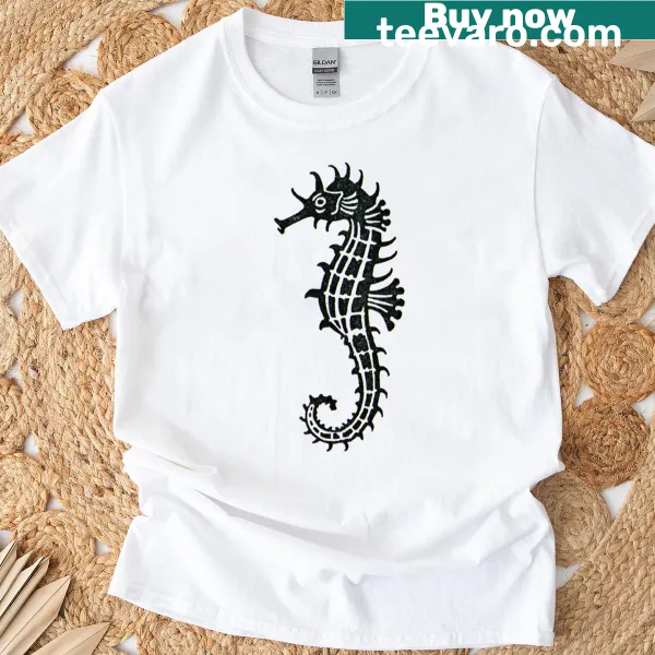 Illustrated seahorse resembling a vintage stamp design