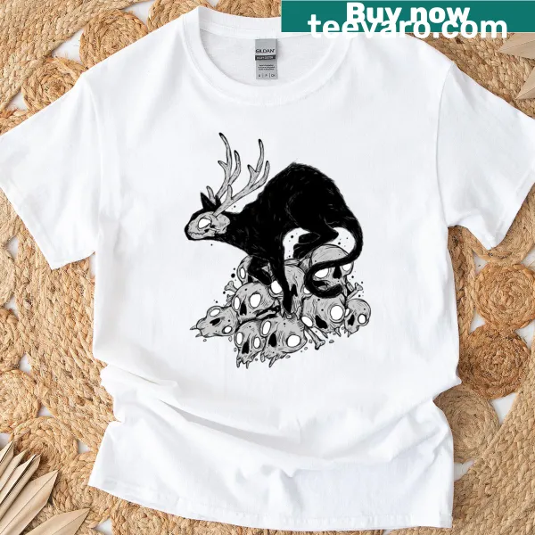 Oversized t-shirt featuring a kitty demon skull graphic
