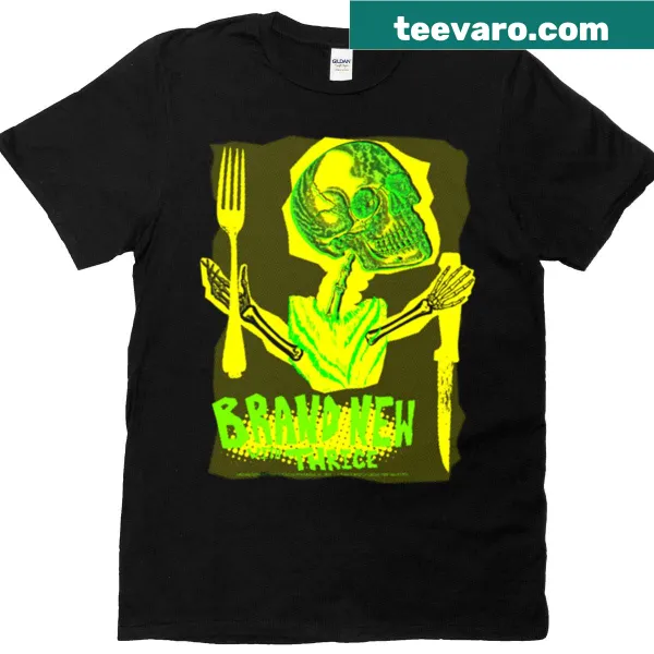 Stylish T-shirt featuring the name of the band Thrice.