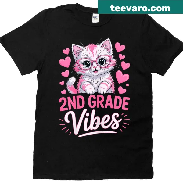 Cute cat-themed back to school t-shirt with kitten graphic