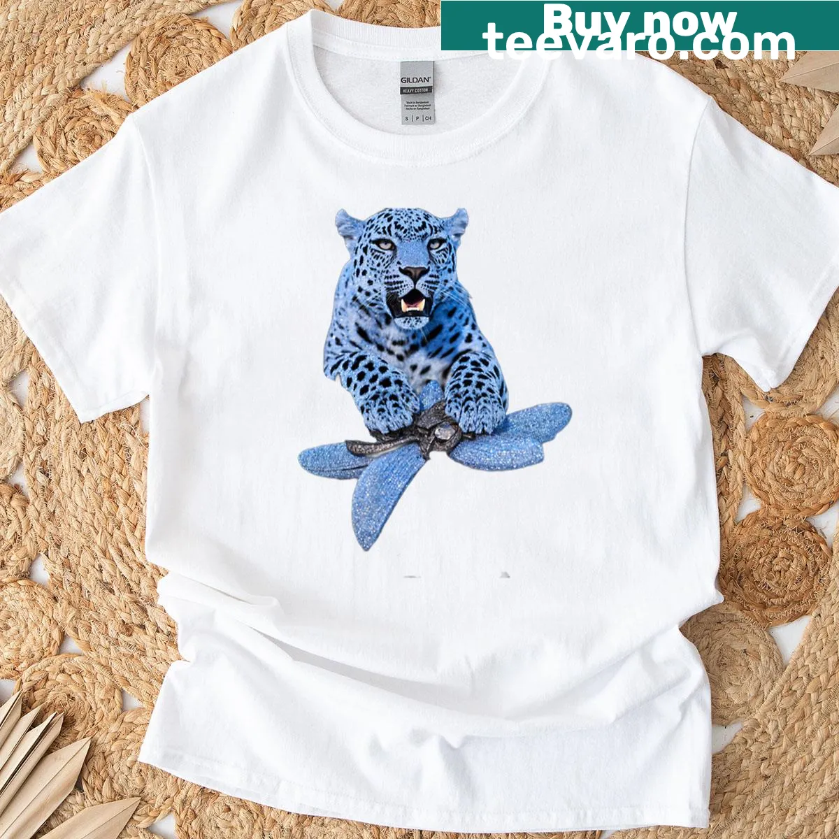 Minimalist leopard illustration on a t-shirt — on a men's t-shirt