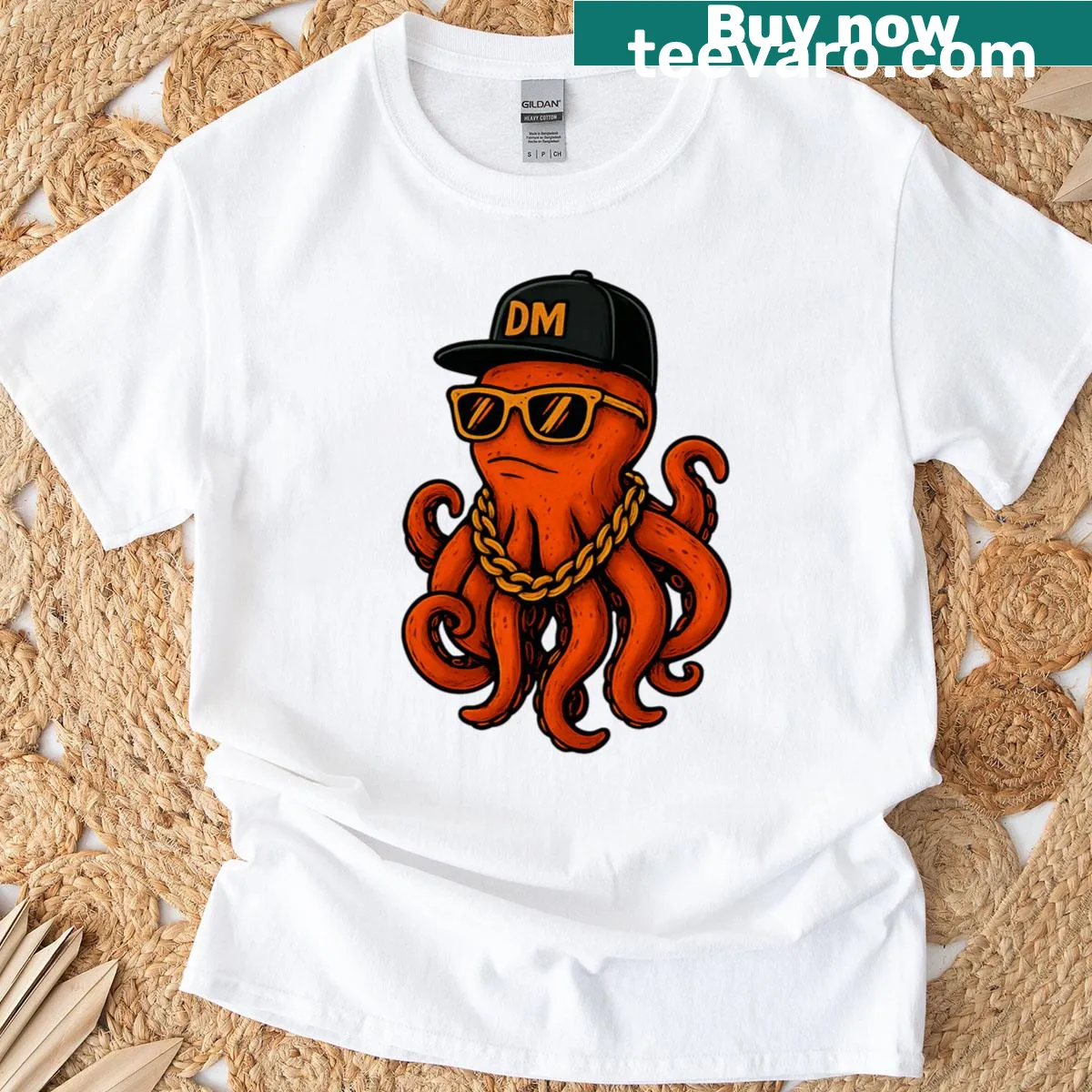 Illustration of an octopus as a street king on a t-shirt — on a men's t-shirt