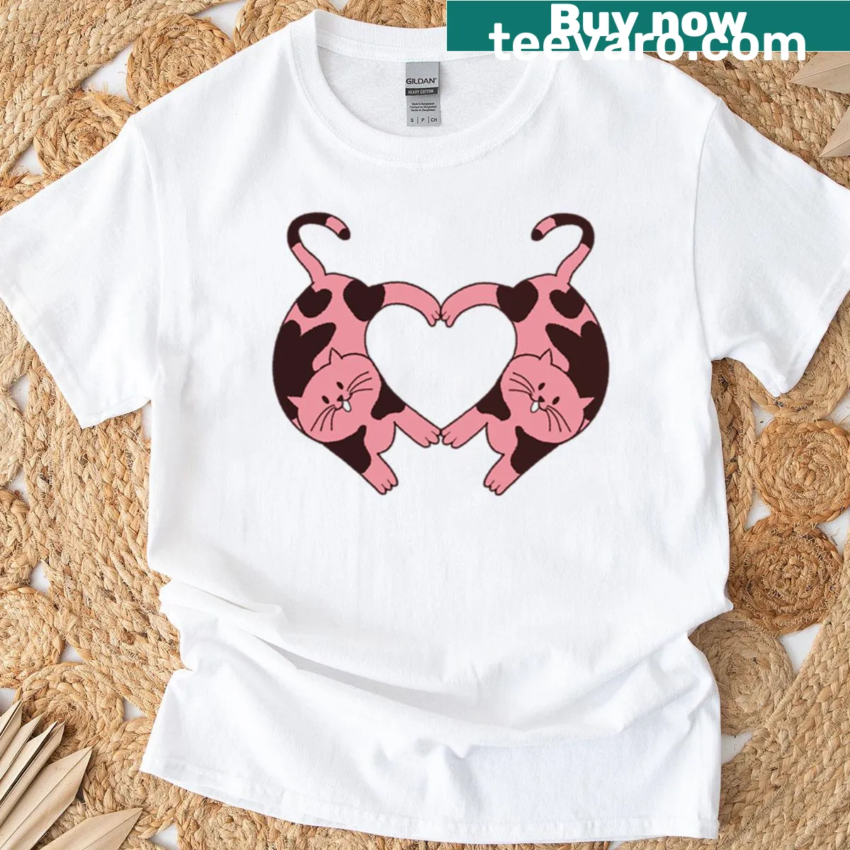 Cute Valentine cat illustration T-shirt in pink — on a men's t-shirt