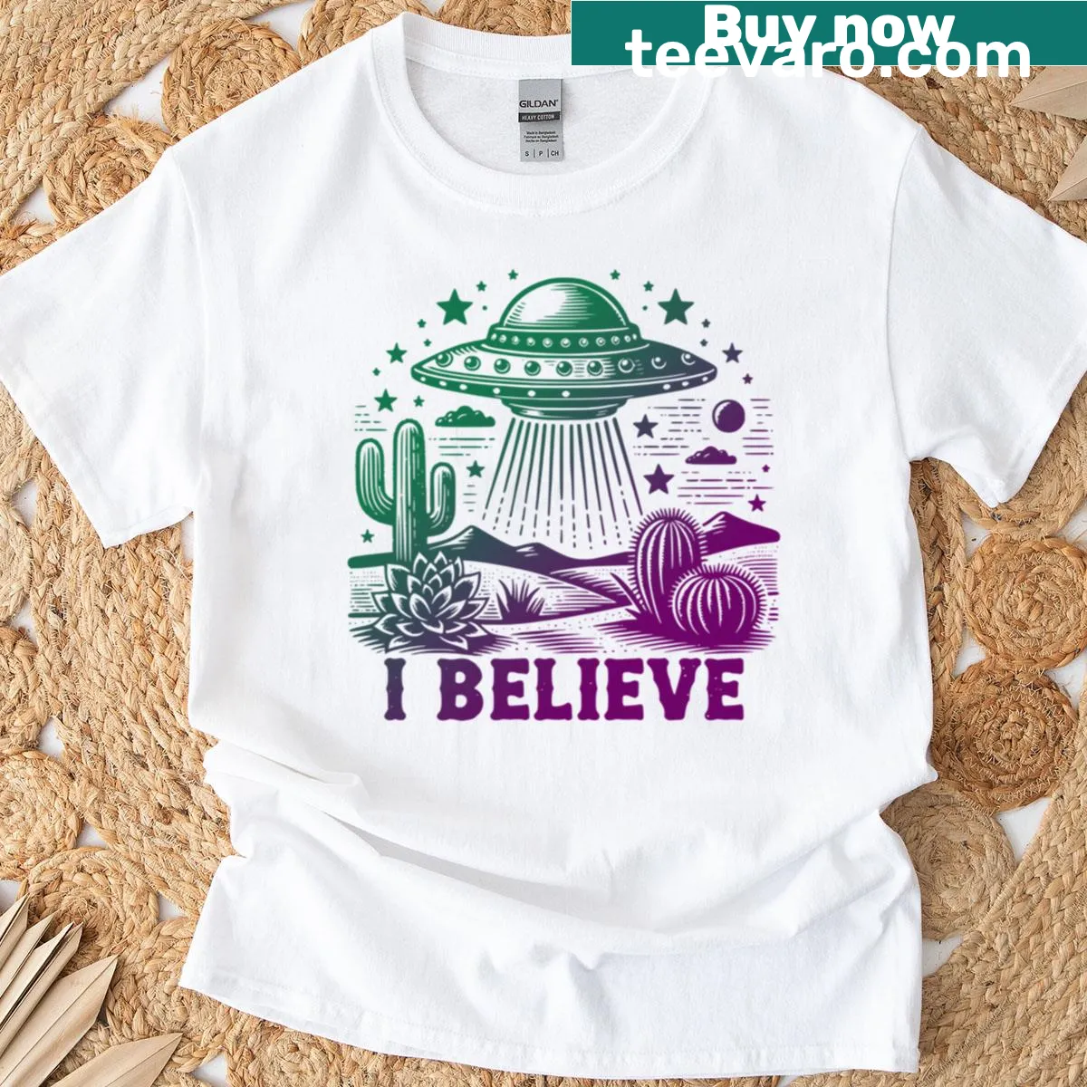 Oversized T-shirt featuring UFO design and 'I Believe' text — on a men's t-shirt