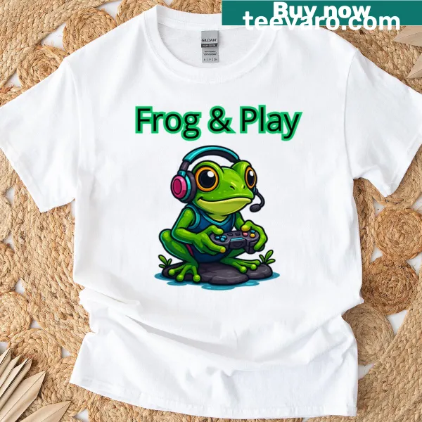 Funny gaming T-shirt featuring a playful frog graphic