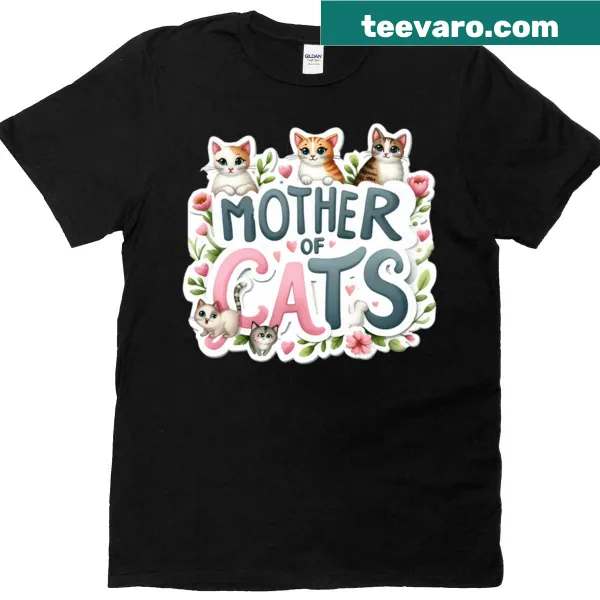 Oversized T-shirt with the phrase 'Mother Of Cats' in fun typography
