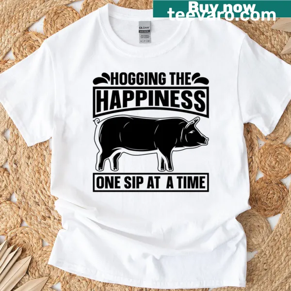 Oversized pig farmer t-shirt with playful farm product design