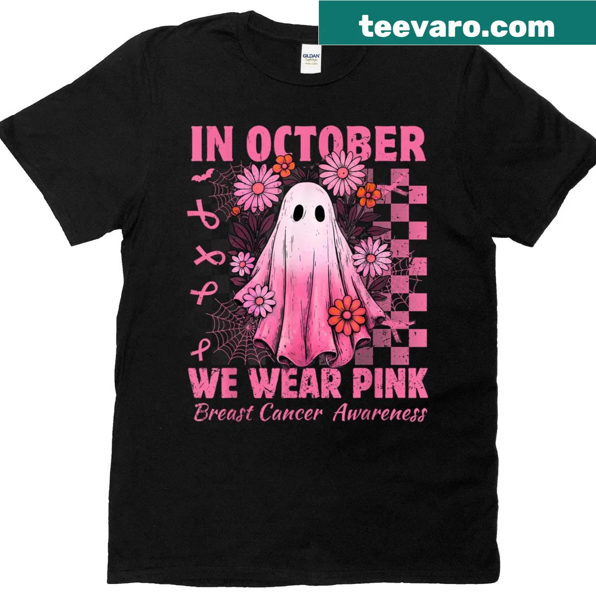 Fun Halloween T-shirt with pink ghosts and retro design for October. — on a men's t-shirt