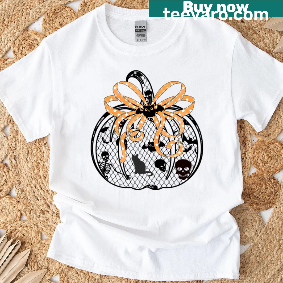Charming pumpkin with ribbon and lace design for Halloween t-shirt — on a men's t-shirt