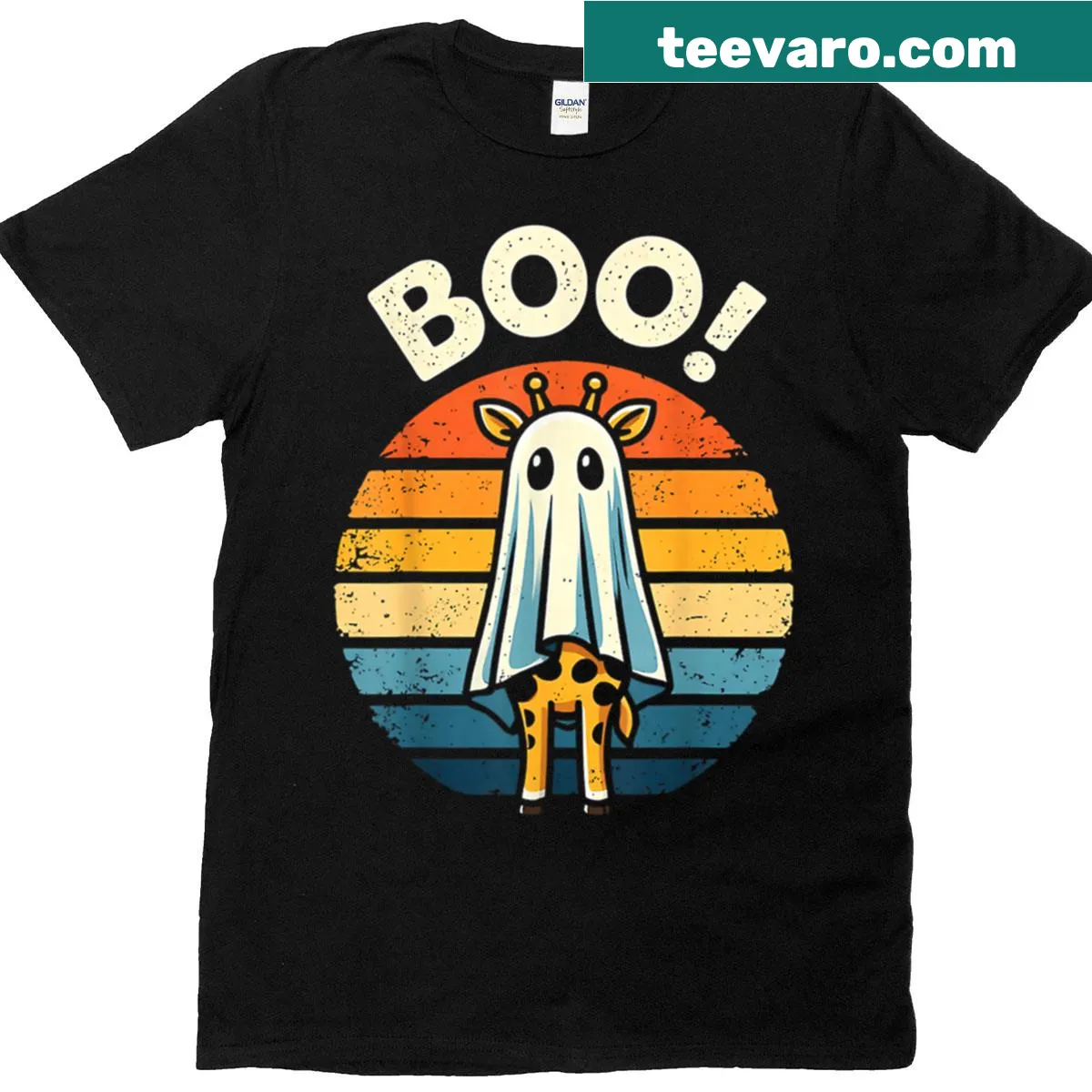 Cute t-shirt featuring a giraffe in a Halloween costume — on a men's t-shirt