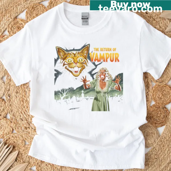 Vintage horror t-shirt featuring a vampire cat graphic.