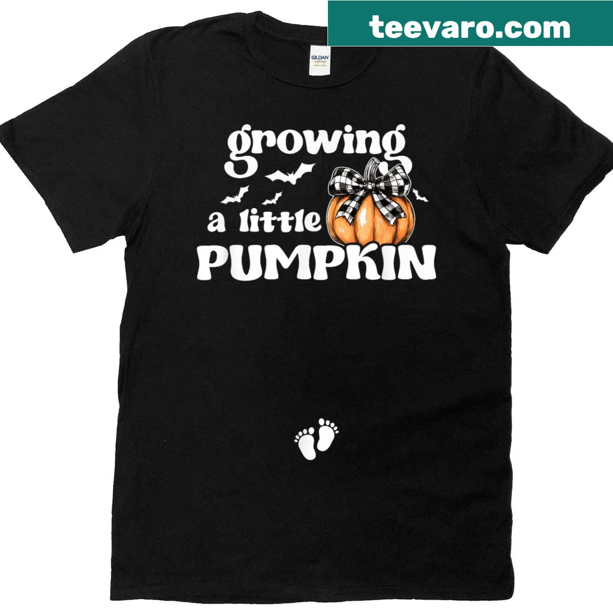 Illustration of a pumpkin celebrating pregnancy for Thanksgiving — on a men's t-shirt