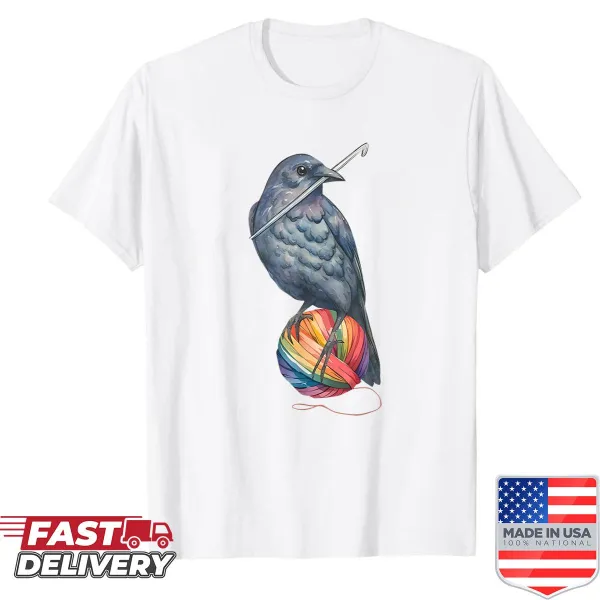 Cartoon shirt featuring a crow and a yam for knitting enthusiasts