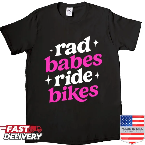 Bold text shirt celebrating women who ride bikes and motorcycles.