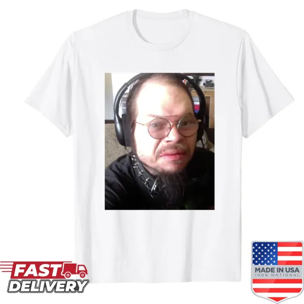 Funny gaming shirt with a stank face illustration