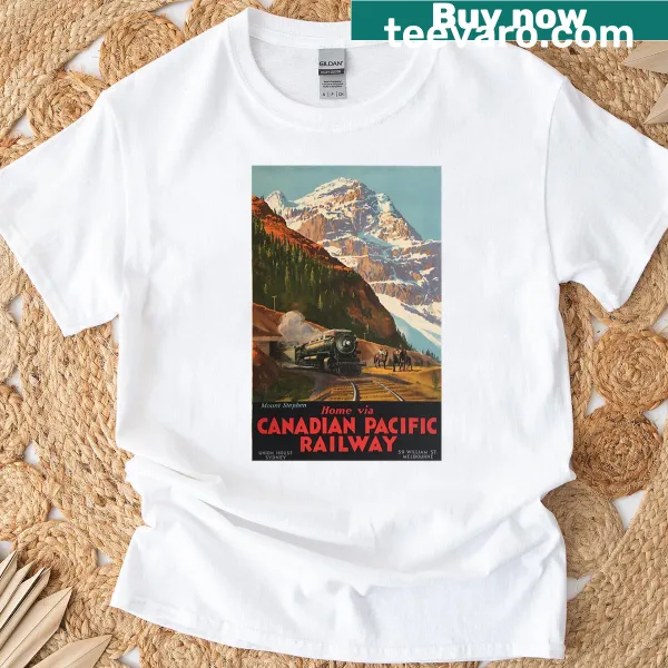 Vintage T-shirt featuring Canadian Pacific Railway graphics