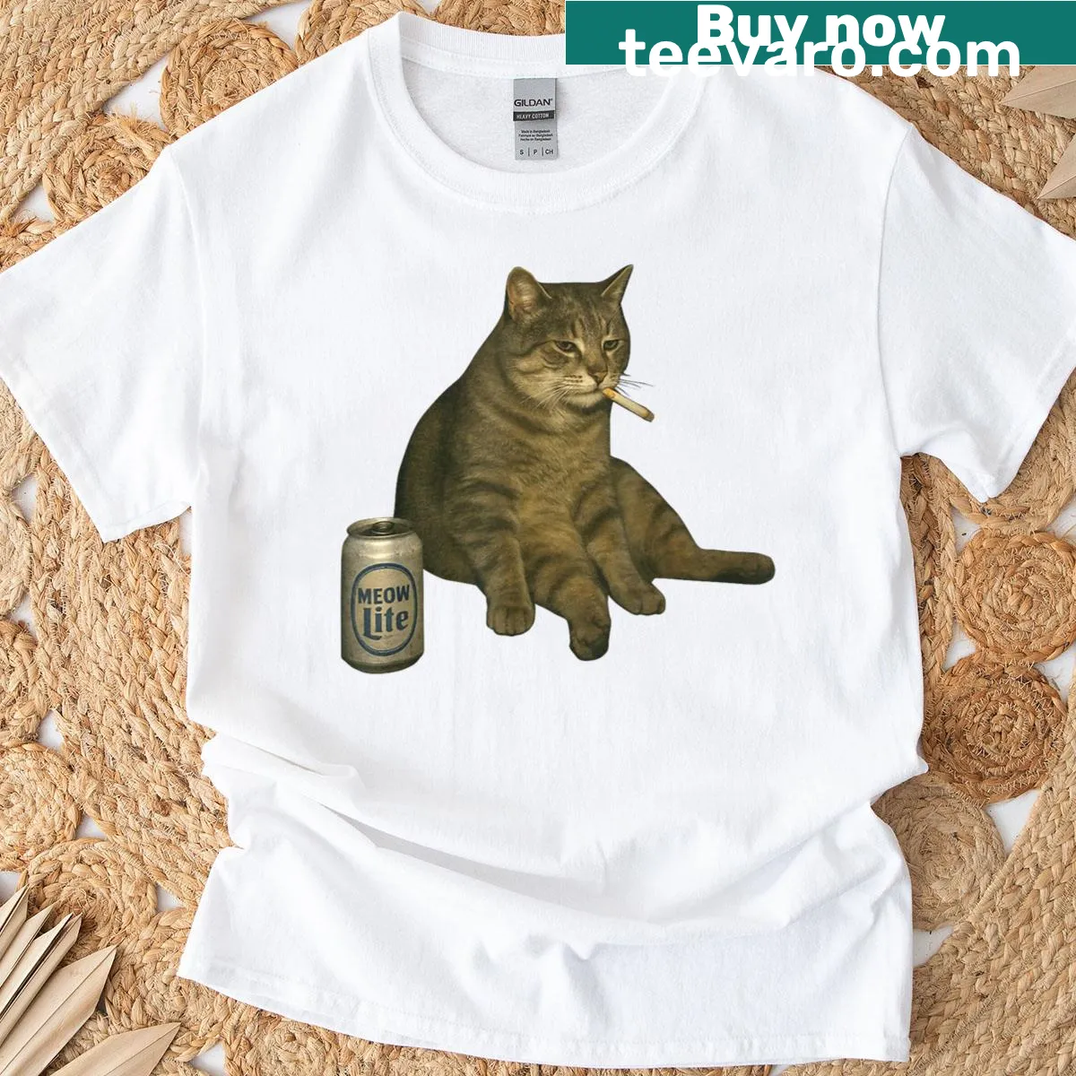Playful kitten drinking beer illustration on a T-shirt. — on a men's t-shirt