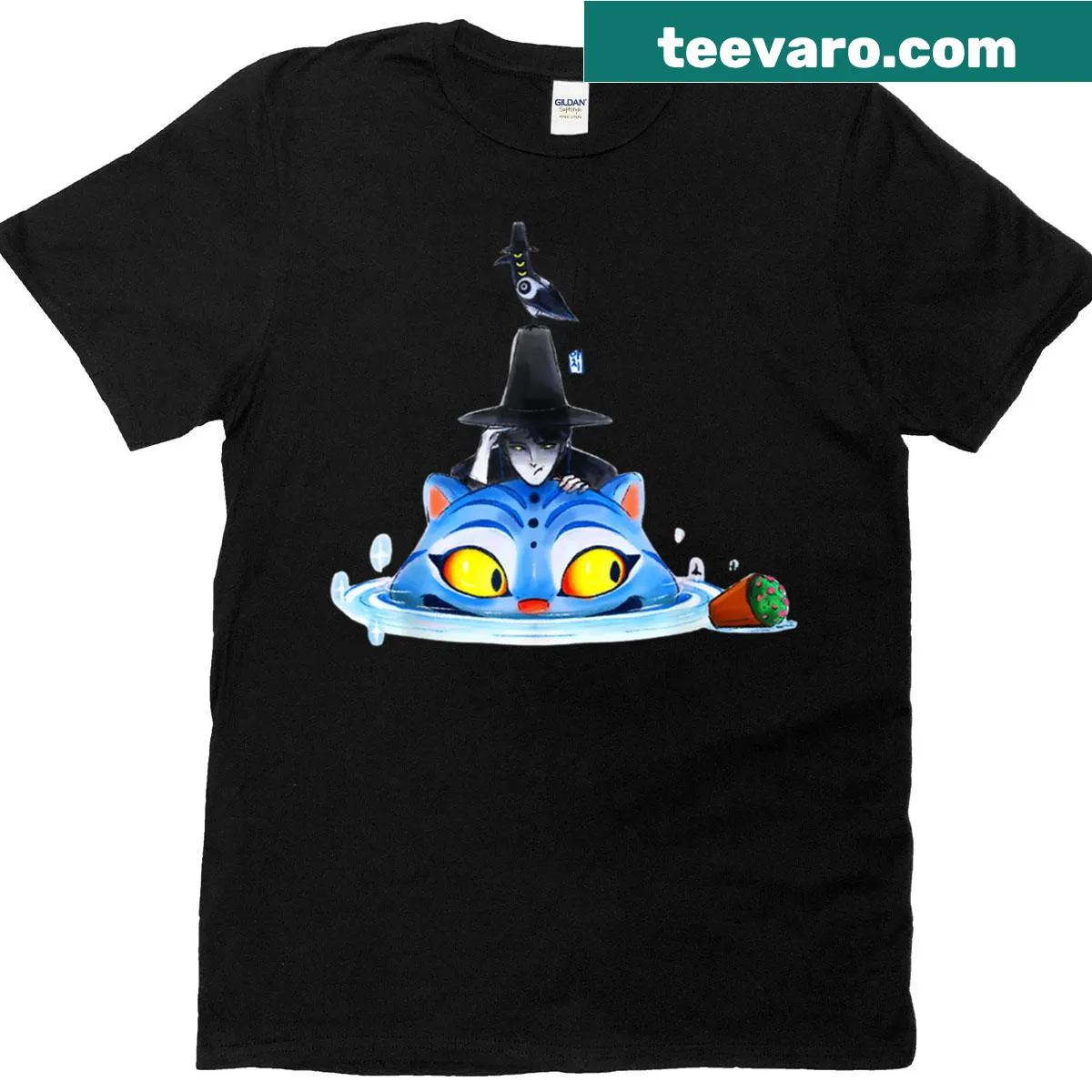 Cute tiger and bird illustration in Japanese art style on T-shirt — on a men's t-shirt
