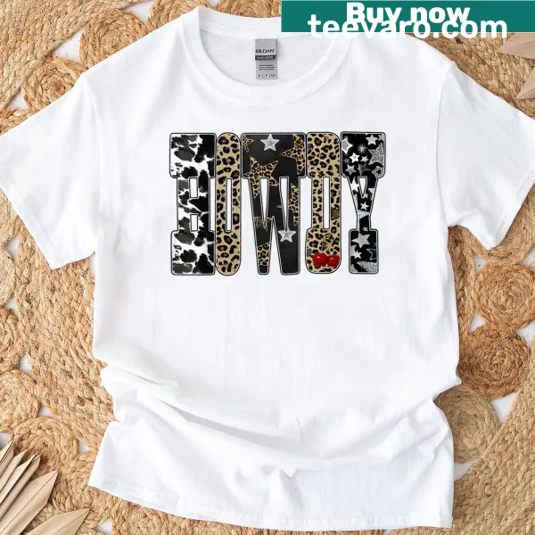 Customizable T-shirt with 'Howdy' and space for a name, perfect for country lovers