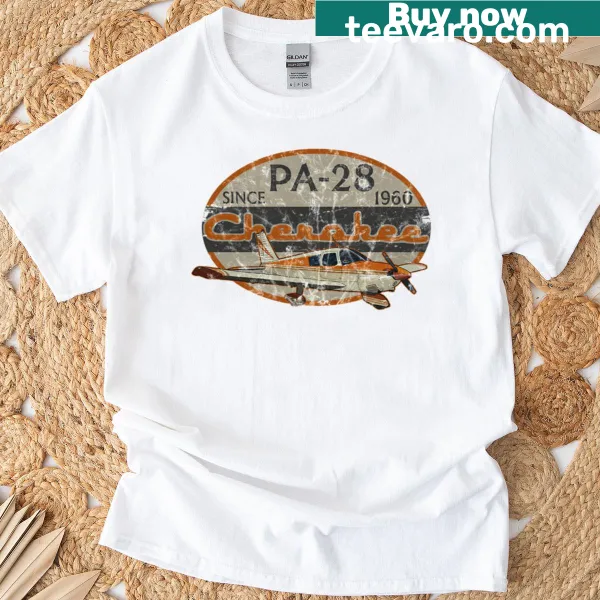 Retro Pa-28 Piper Cherokee t-shirt with a vintage design celebrating the aircraft.