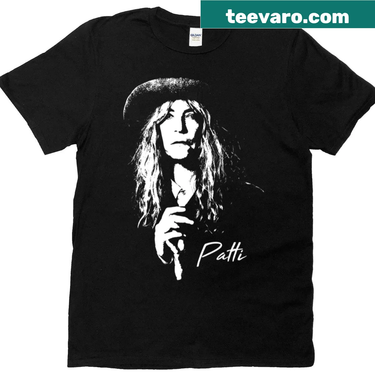 Portrait of Patti Smith on T-shirt with artistic illustration — on a men's t-shirt