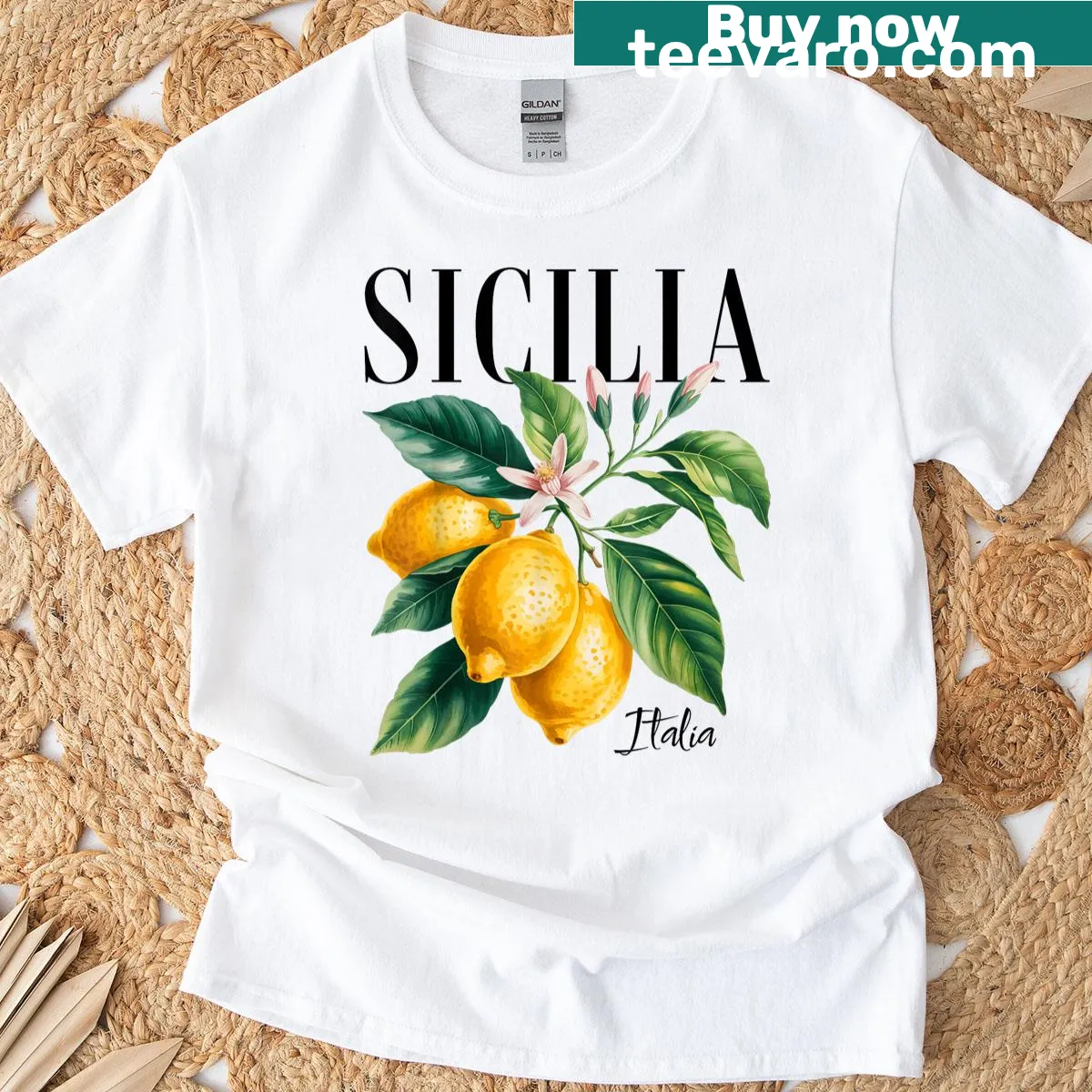 Souvenir T-shirt with a design inspired by Sicily, featuring lemons — on a men's t-shirt